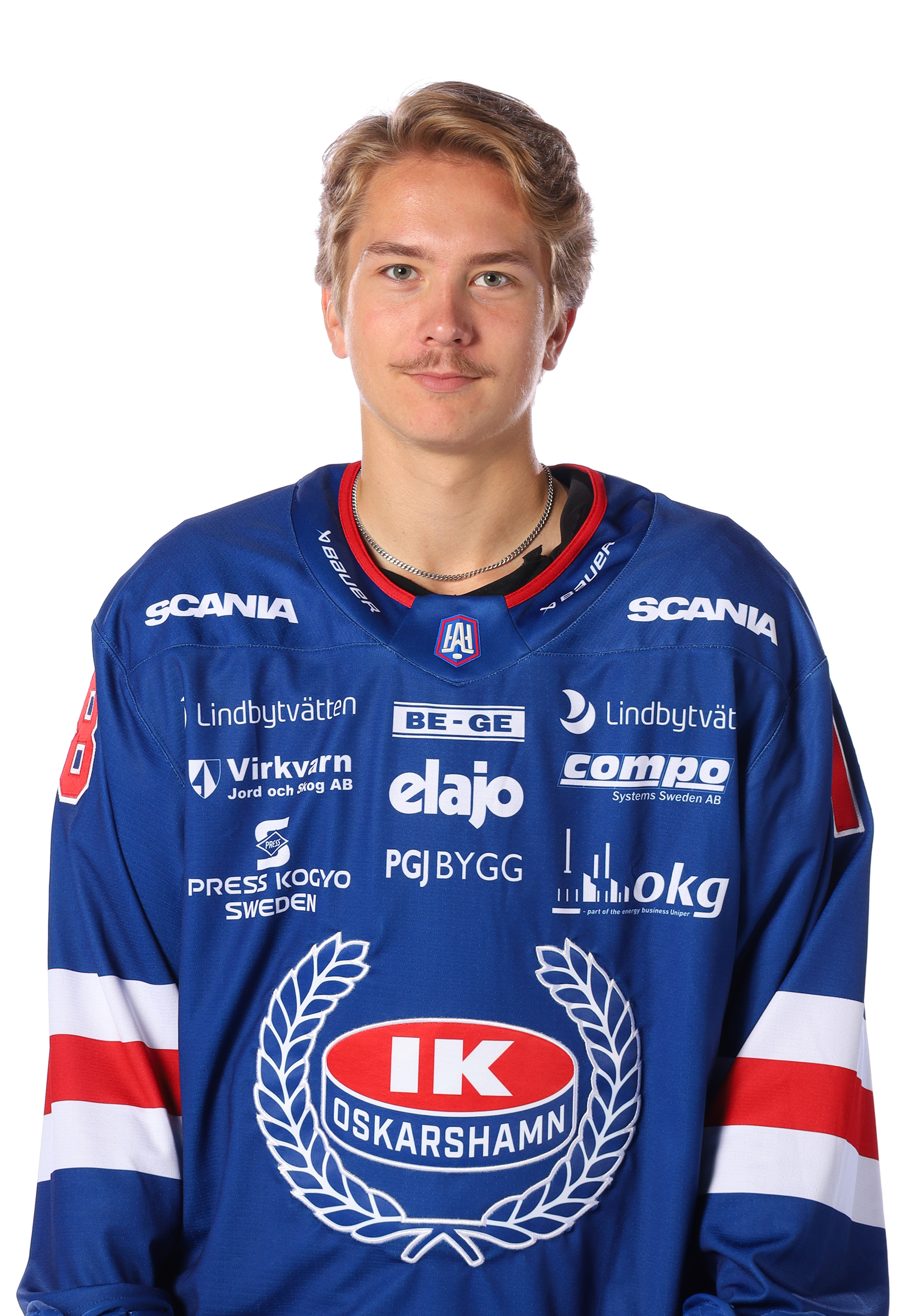 Albin Larsson in IK Oskarshamn's official player portrait for the 2026/27 season.